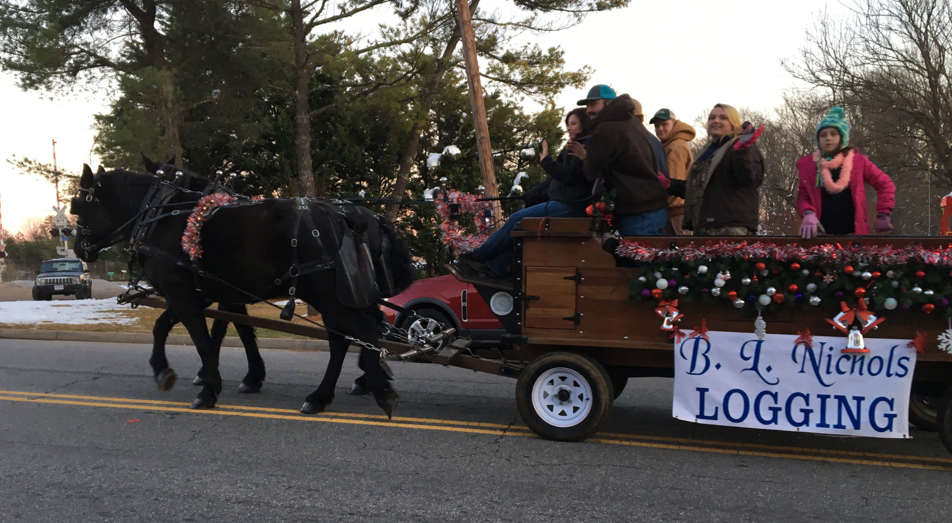 DRB 1211 Parade 07.JPG